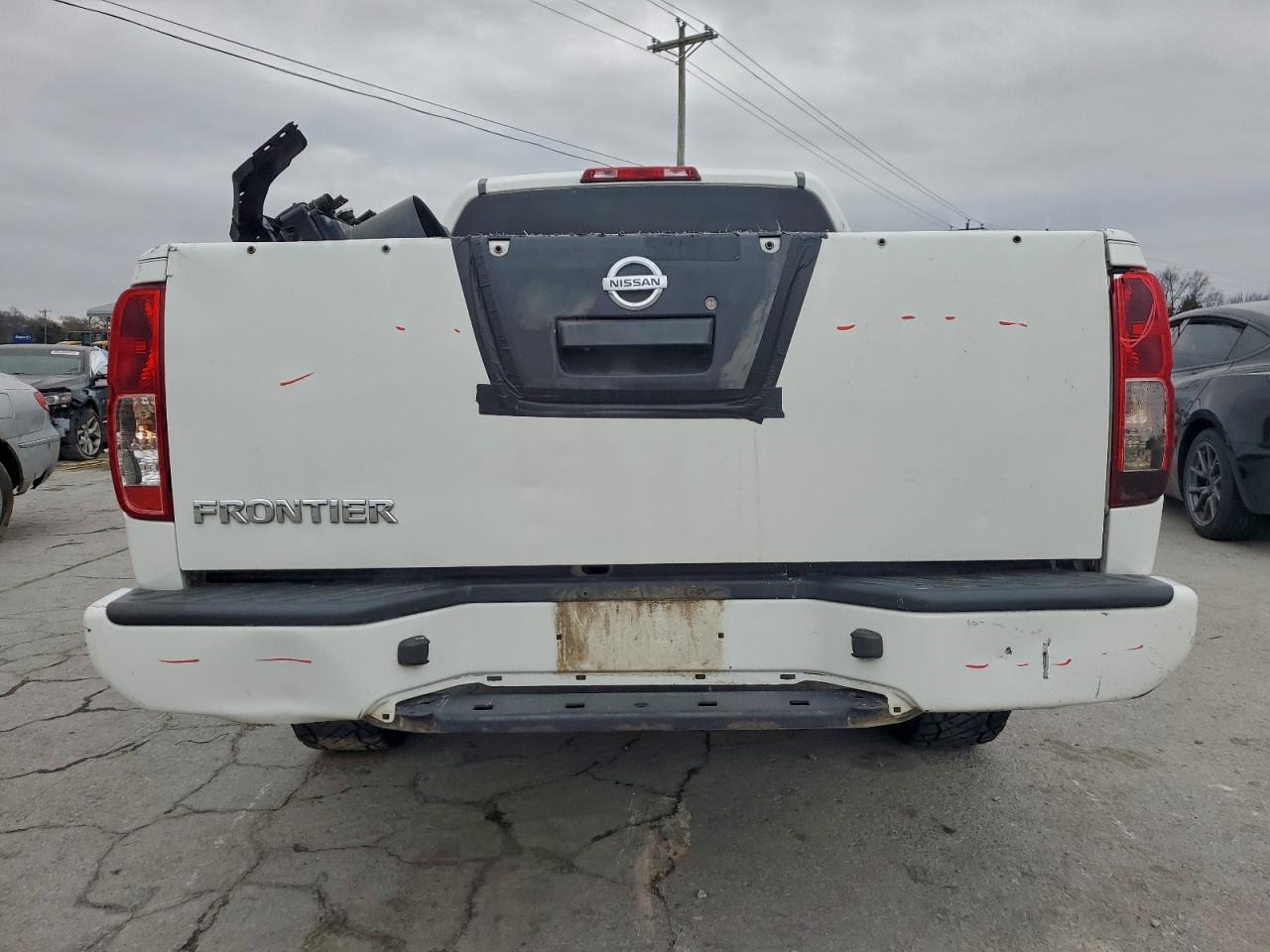 Nissan Frontier S Image 3