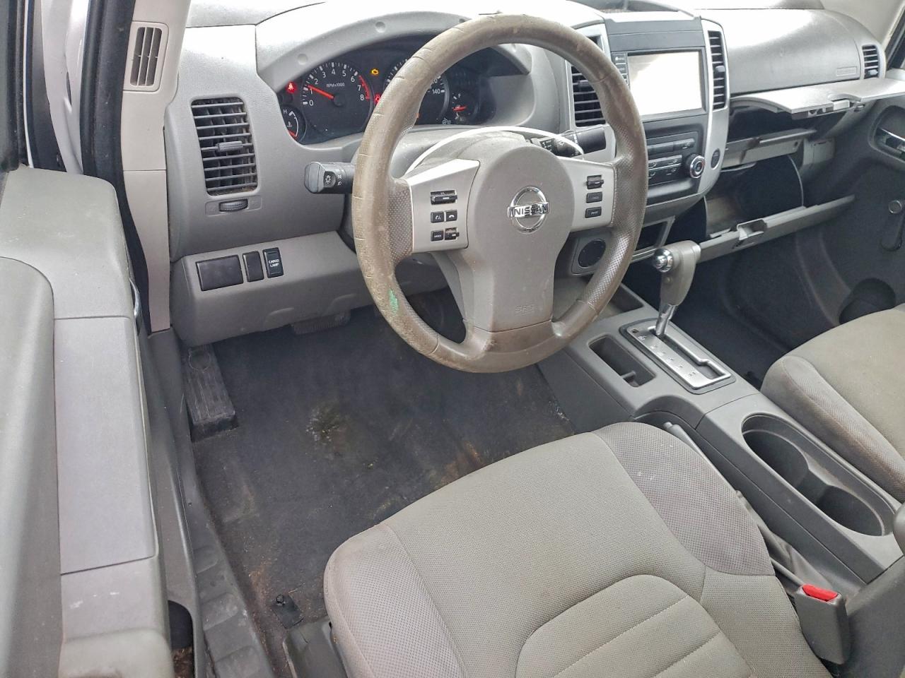Nissan Frontier S Image 5