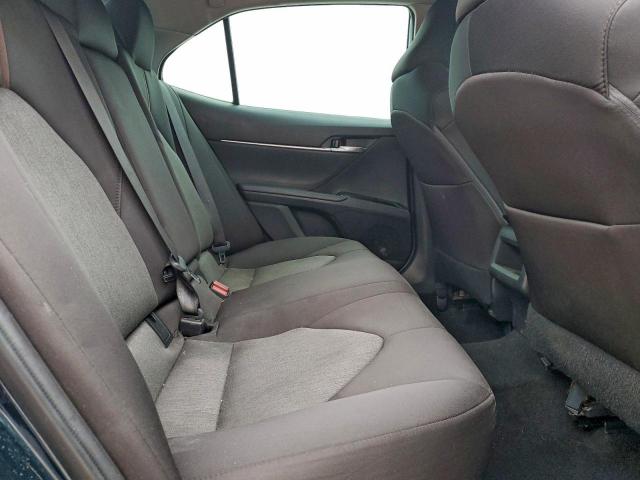 Toyota Camry L Image 12