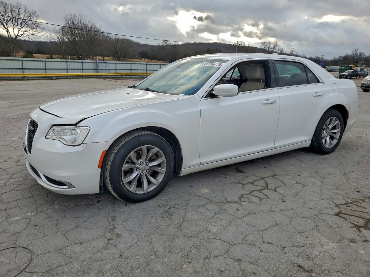 Chrysler 300 Limited Image 1