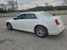 Chrysler 300 Limited Image 4