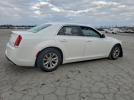 Chrysler 300 Limited Image 7