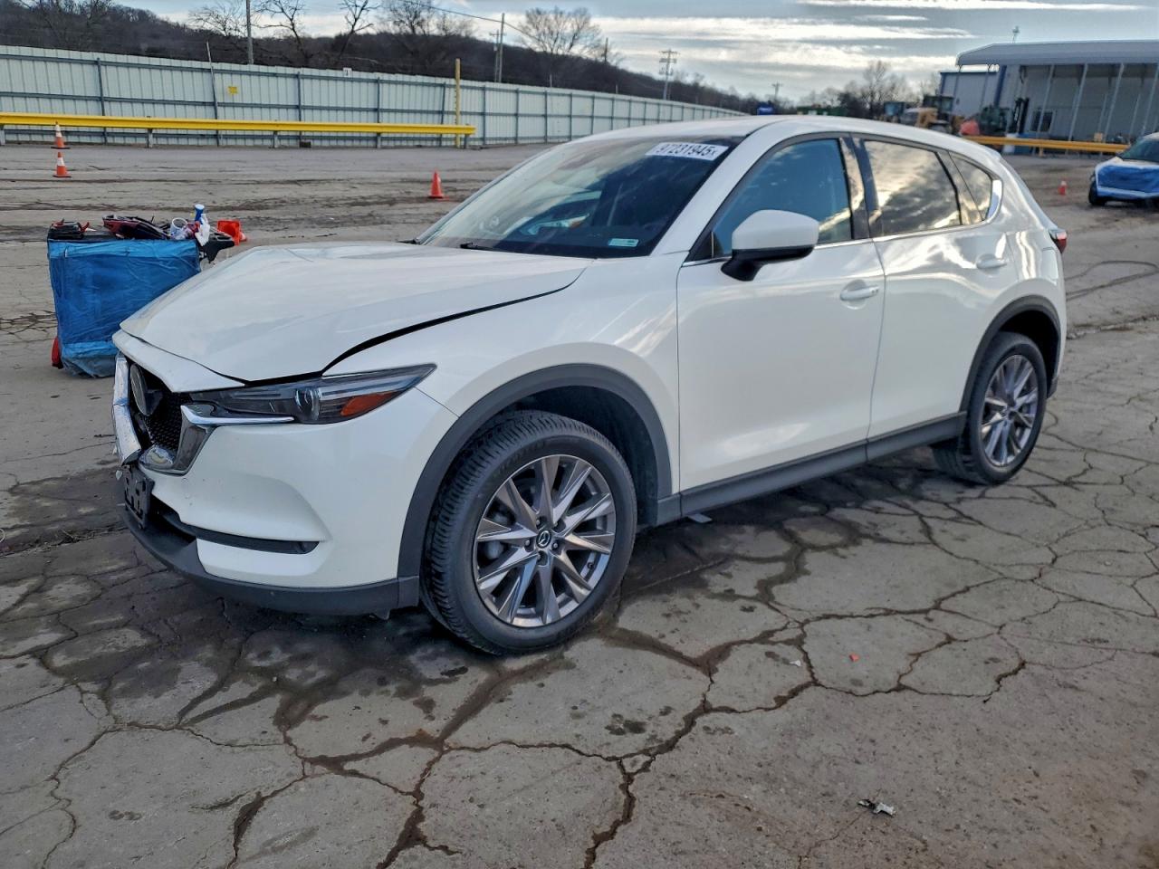 Mazda Cx Grand Touring Image 1