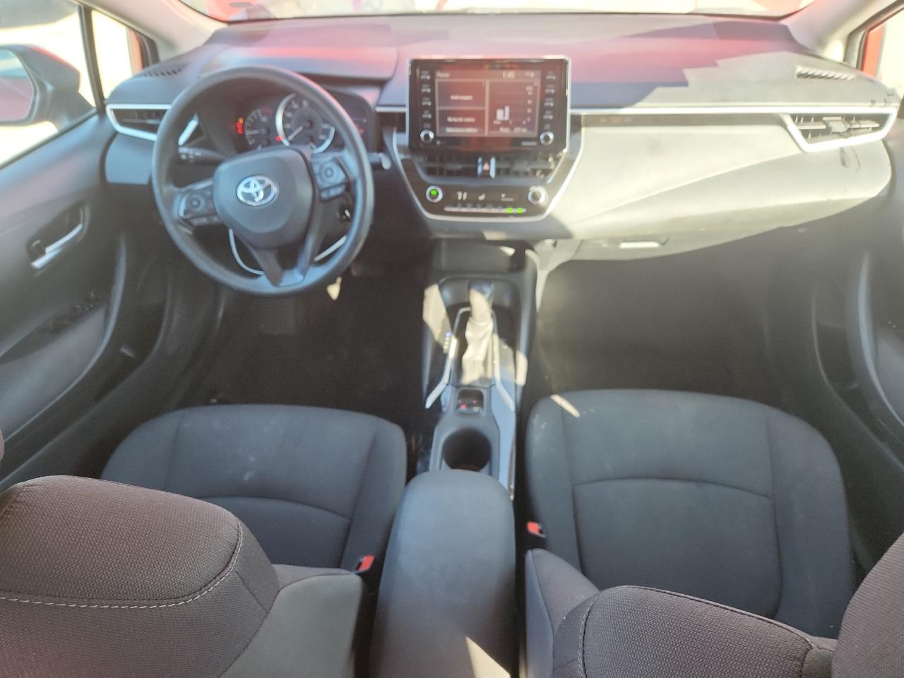 Toyota Corolla Le Image 7