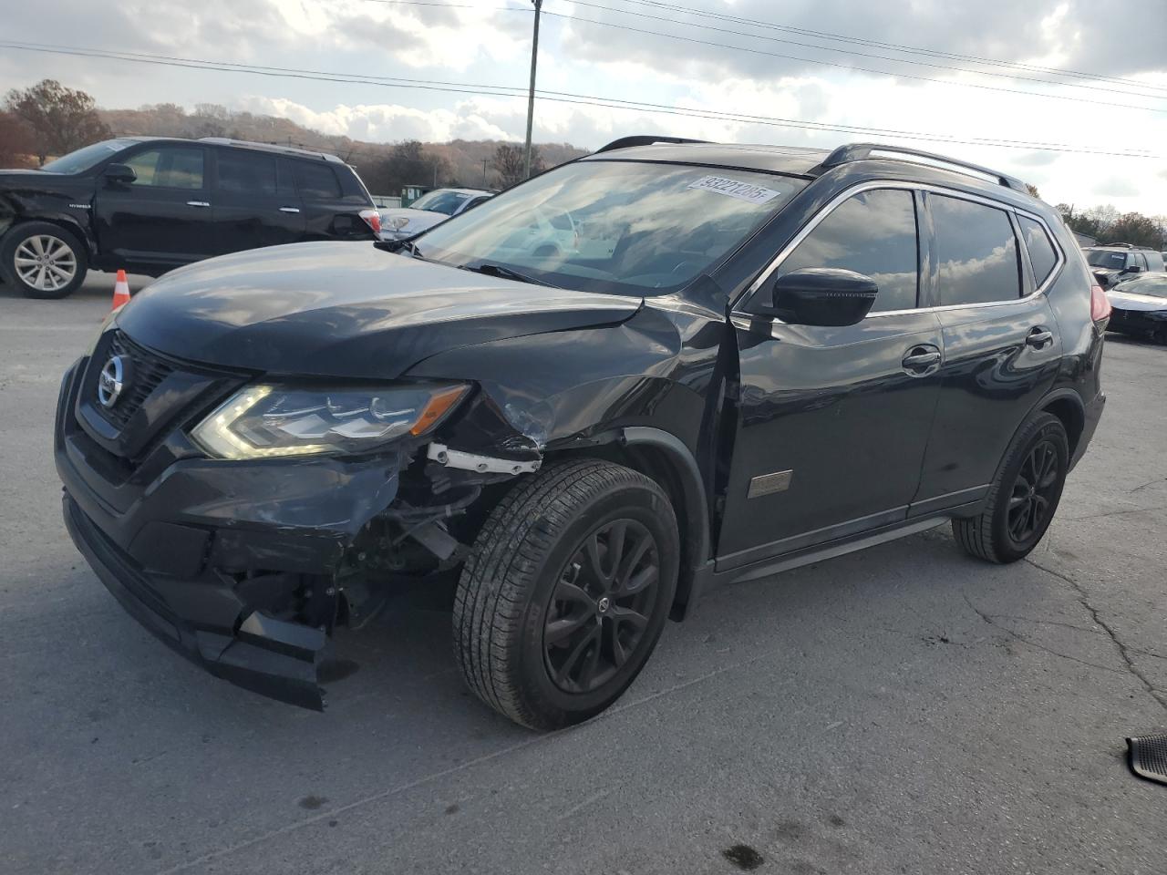 Nissan Rogue S Image 1