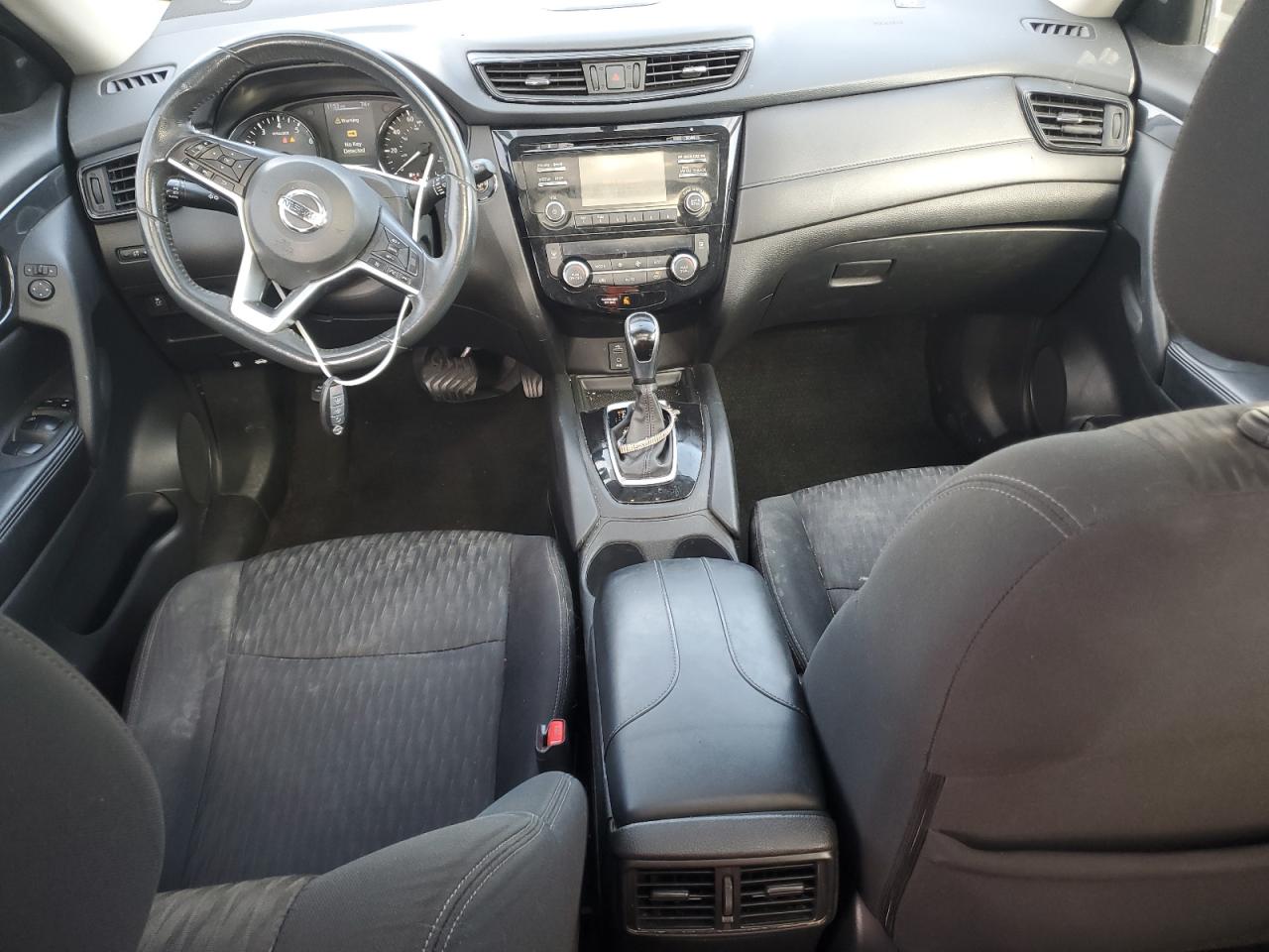 Nissan Rogue S Image 6