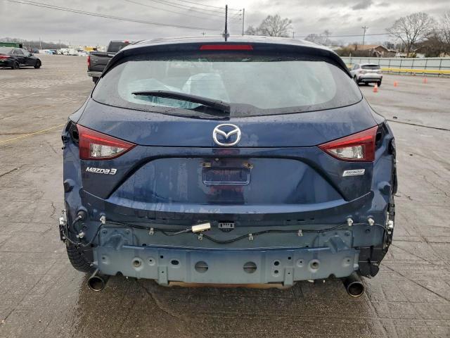 Mazda 3 Touring Image 4