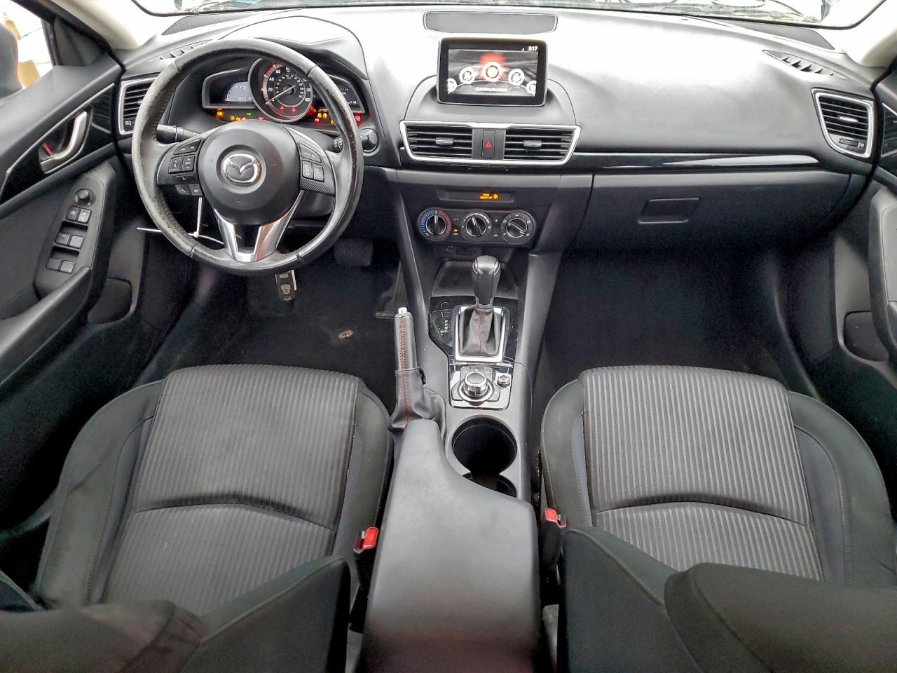 Mazda 3 Touring Image 5