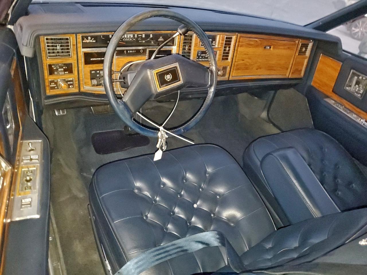 Cadillac Eldorado Image 11