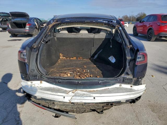 Tesla Model S Image 3