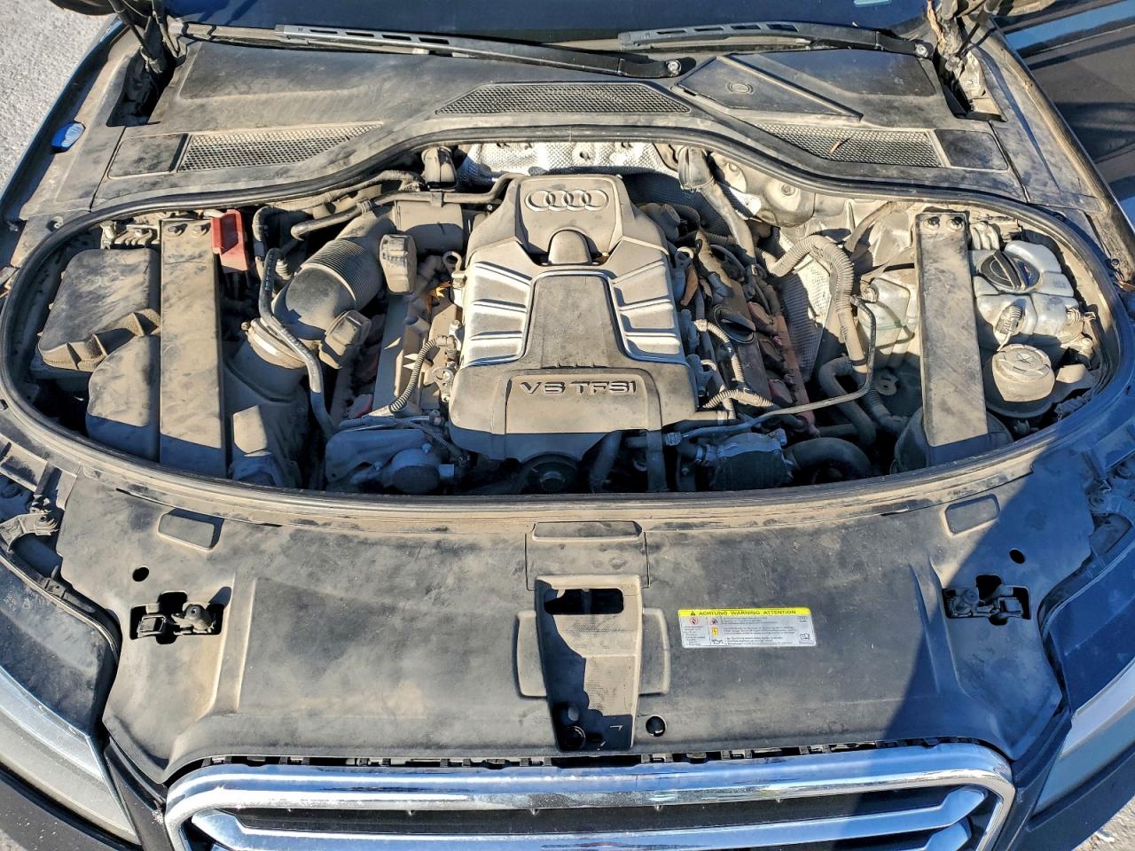 Audi A8 L Quattro Image 11