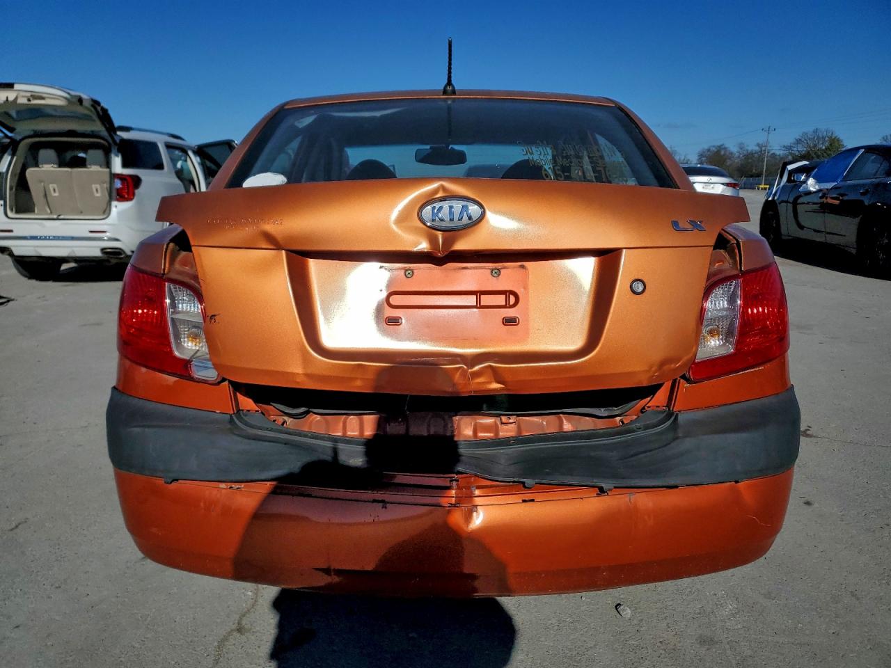 Kia Rio Base Image 9