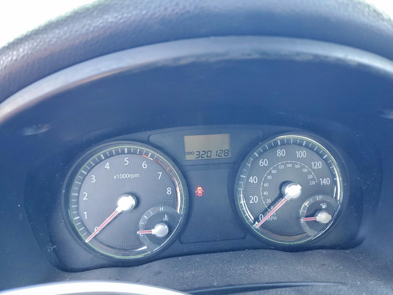 Kia Rio Base Image 4