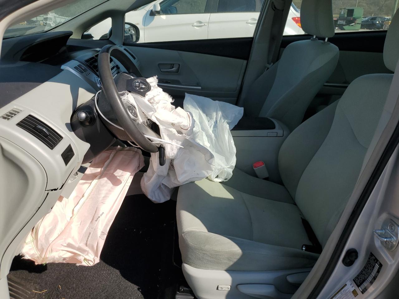 Toyota Prius Image 7