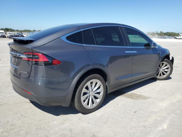 Tesla Model X Image 4