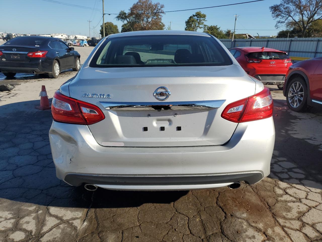Nissan Altima 2.5 Image 7