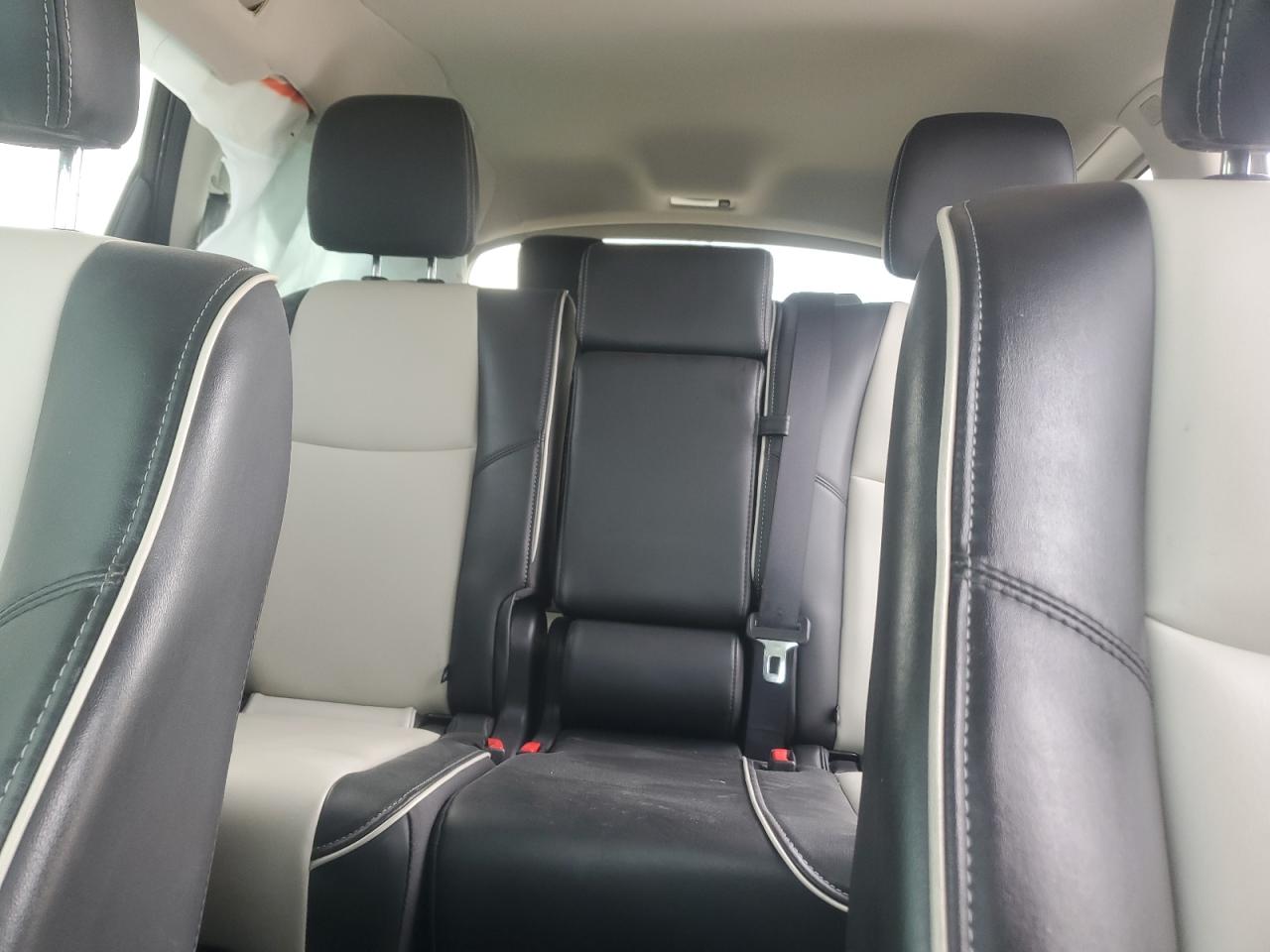 INFINITI Qx Luxe Image 5