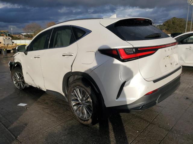 Lexus NX 250 Premium Image 3