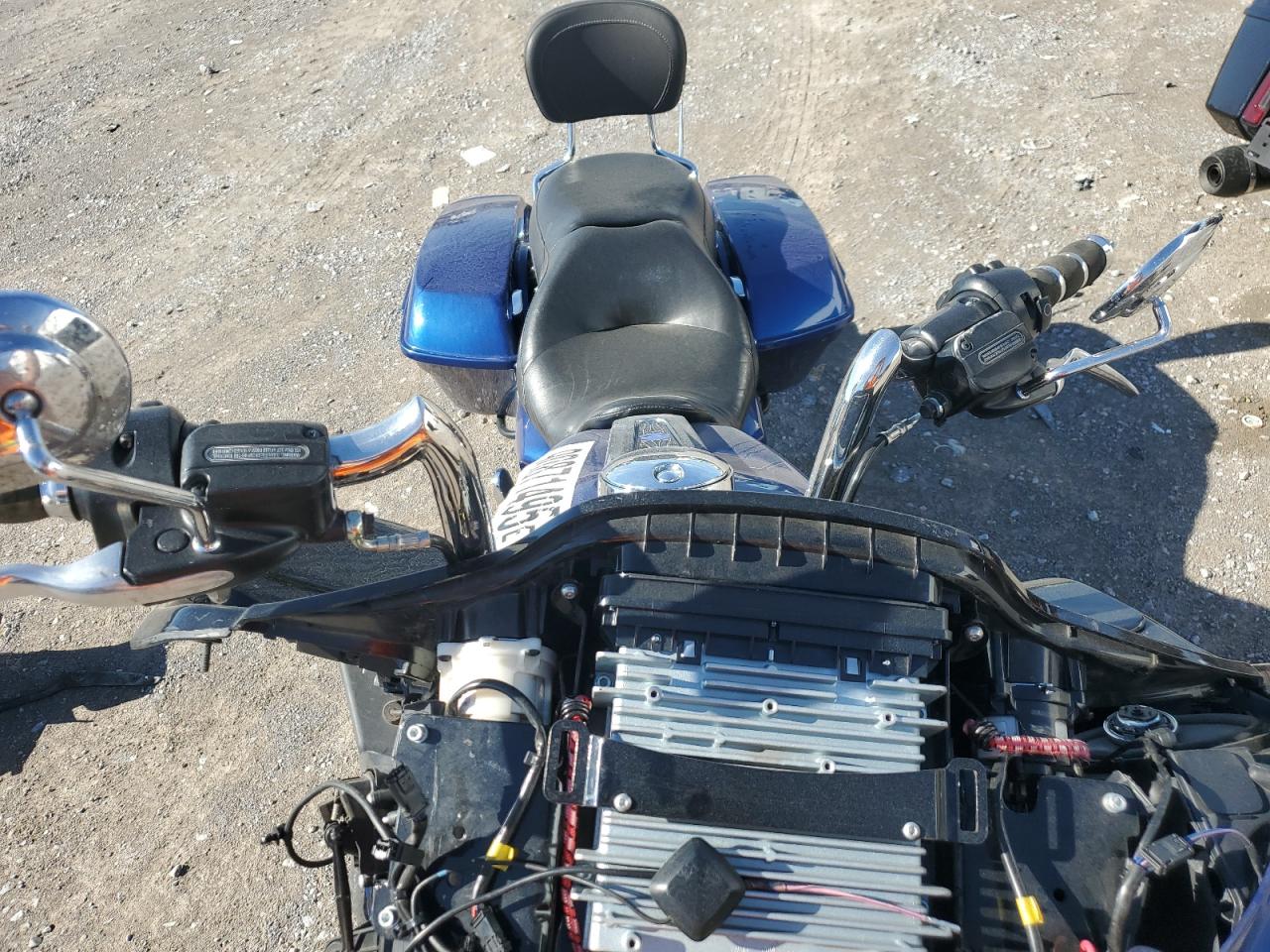 Harley-Davidson Fl Road Glide Special Image 10