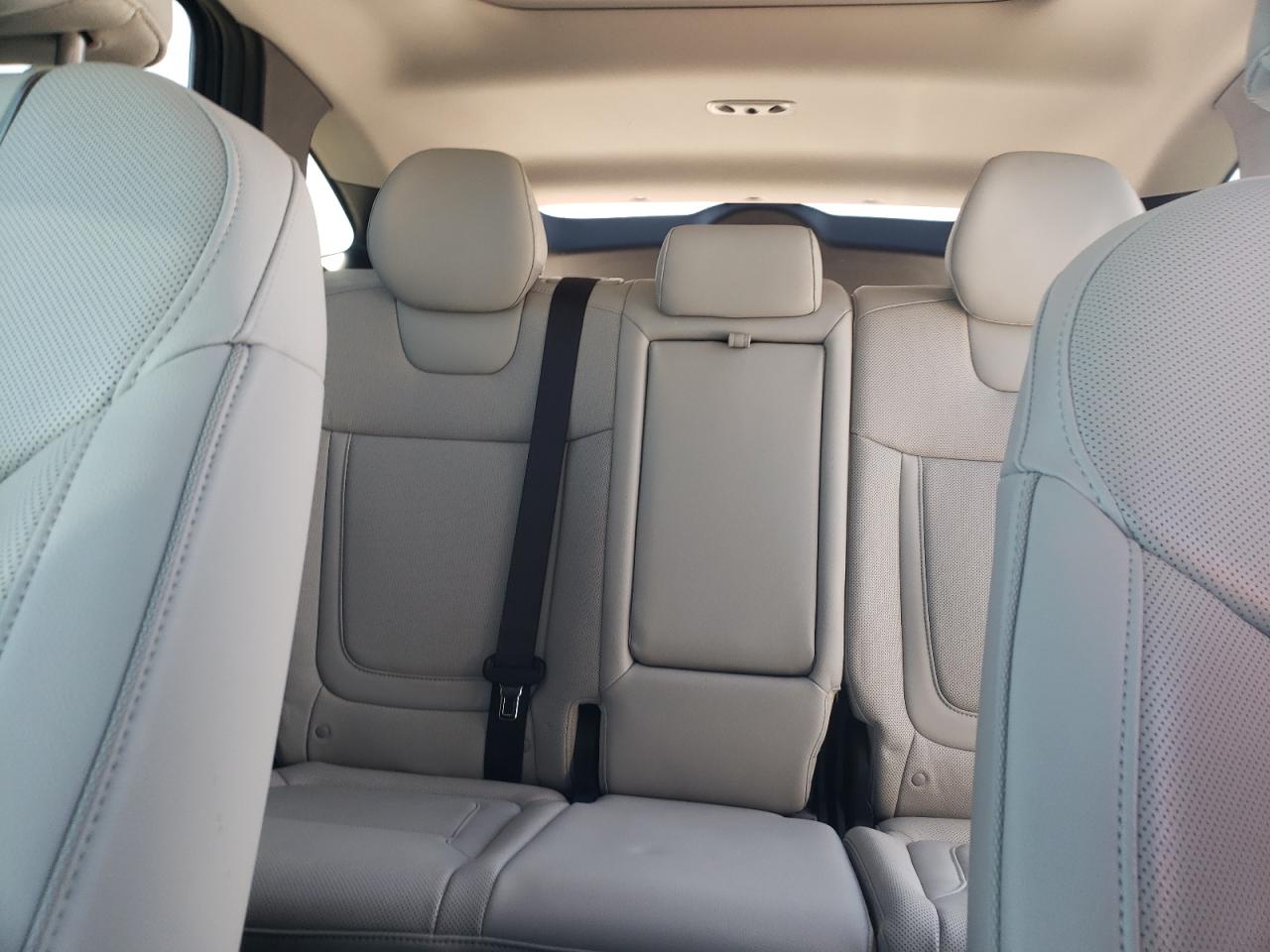 Hyundai TUCSON Limited Image 9