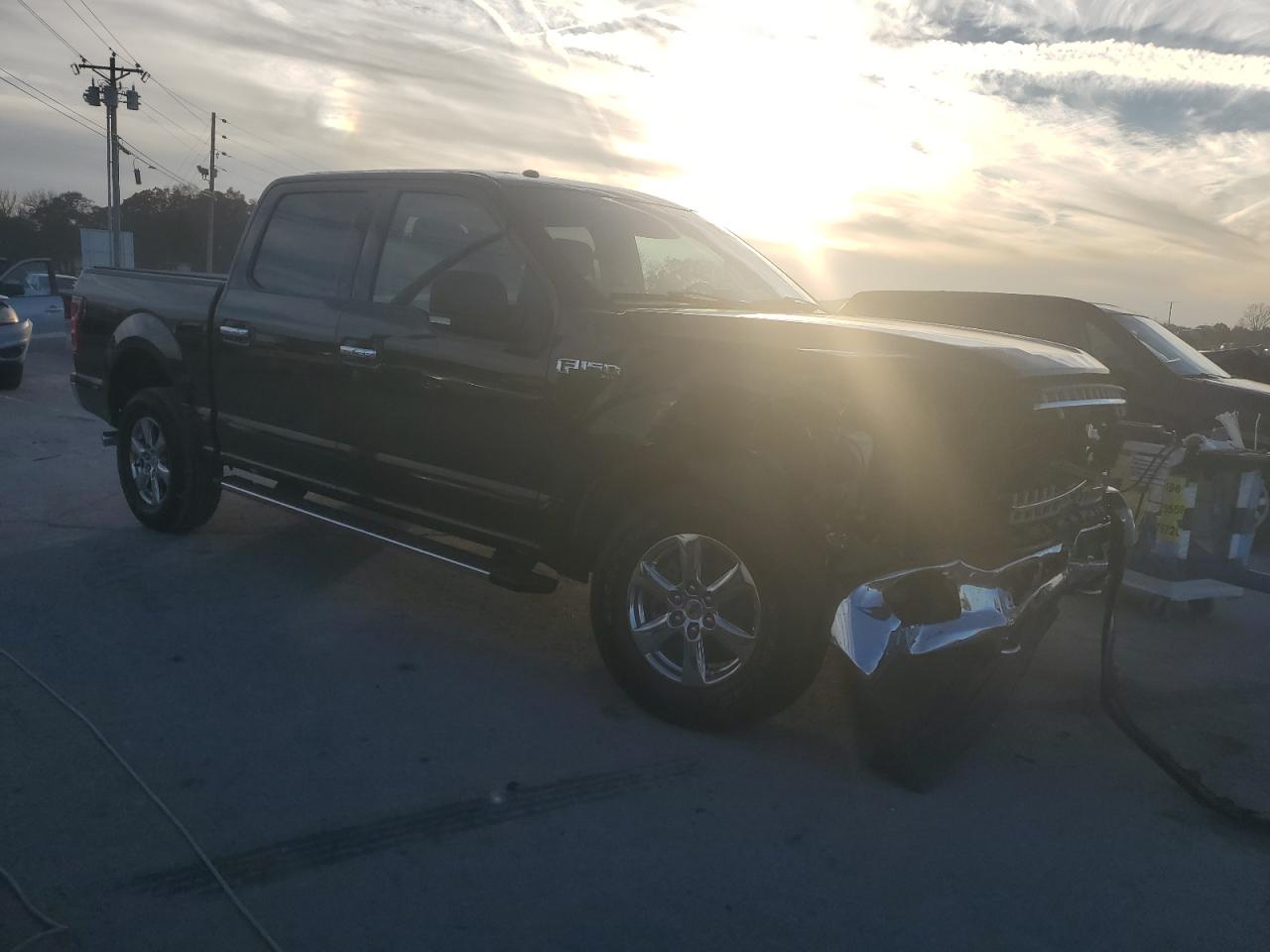 Ford F-150 Supercrew Image 7