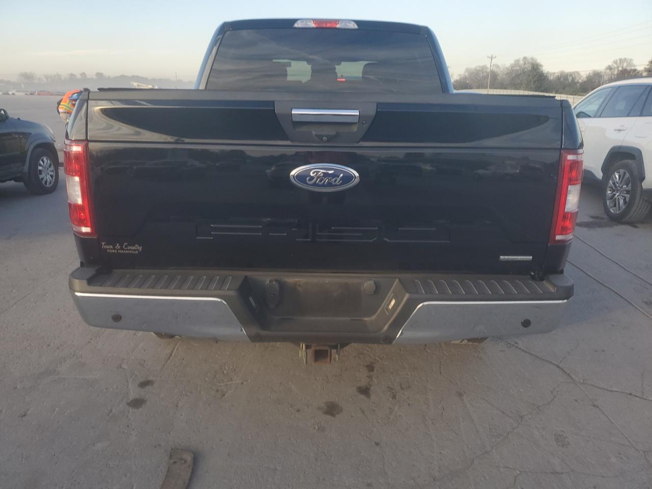 Ford F-150 Supercrew Image 8