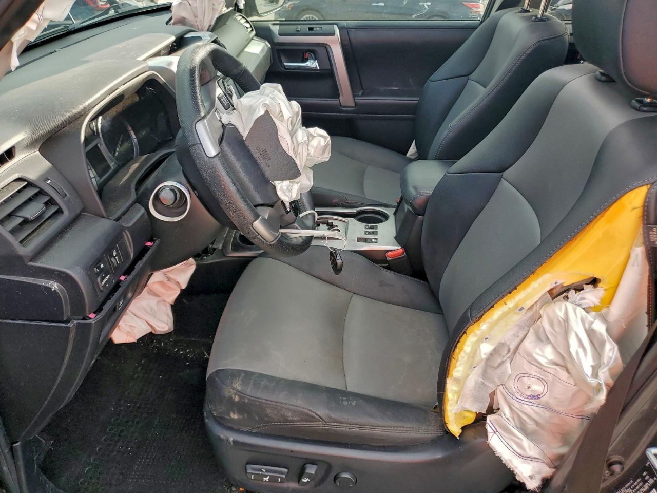 Toyota 4Runner Sr5/sr5 Premium Image 6