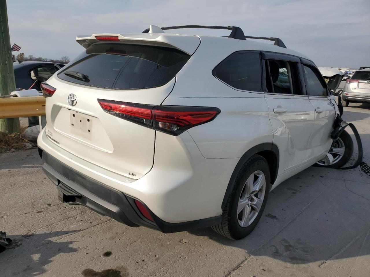 Toyota Highlander L Image 14