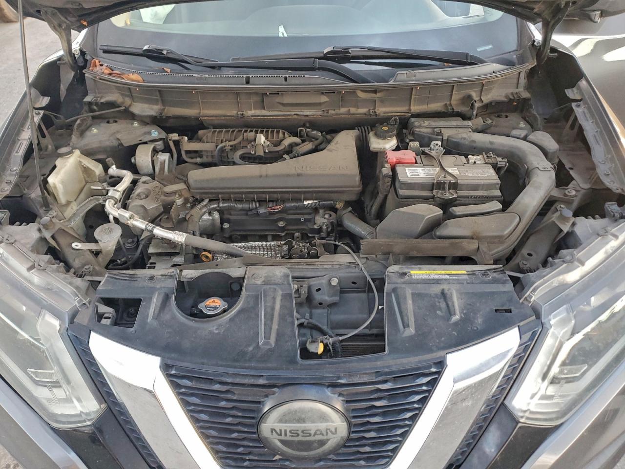 Nissan Rogue S Image 8