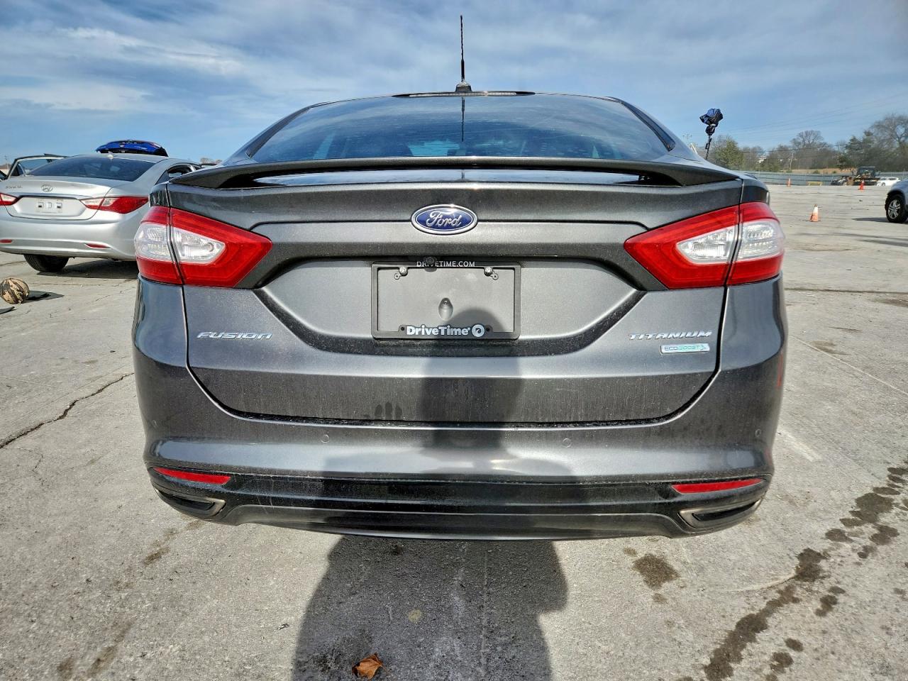 Ford Fusion Titanium Image 6