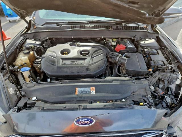 Ford Fusion Titanium Image 12