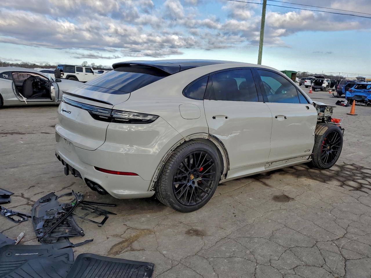 Porsche Cayenne Gts Coupe Image 4