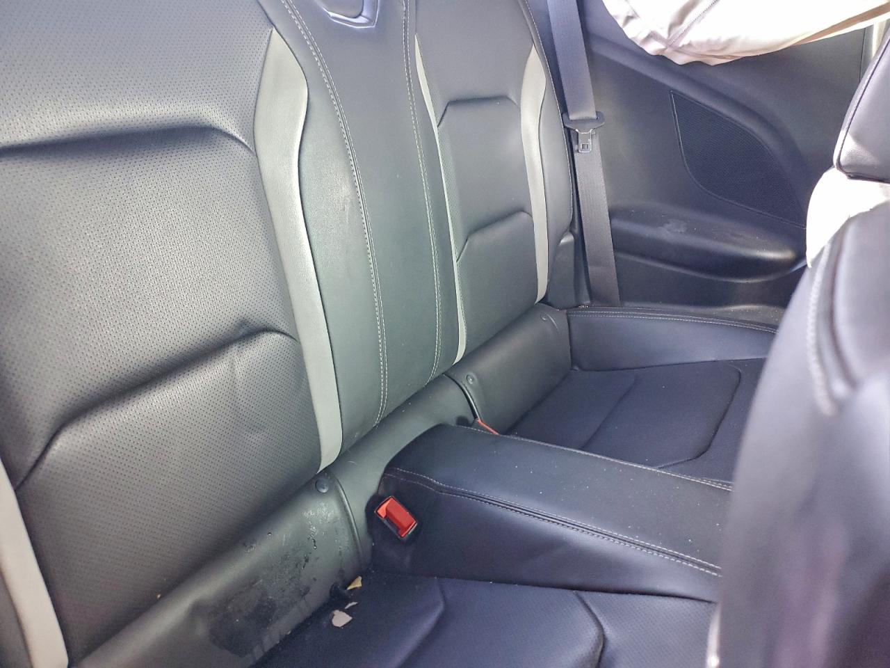 Chevrolet Camaro Lt Image 11