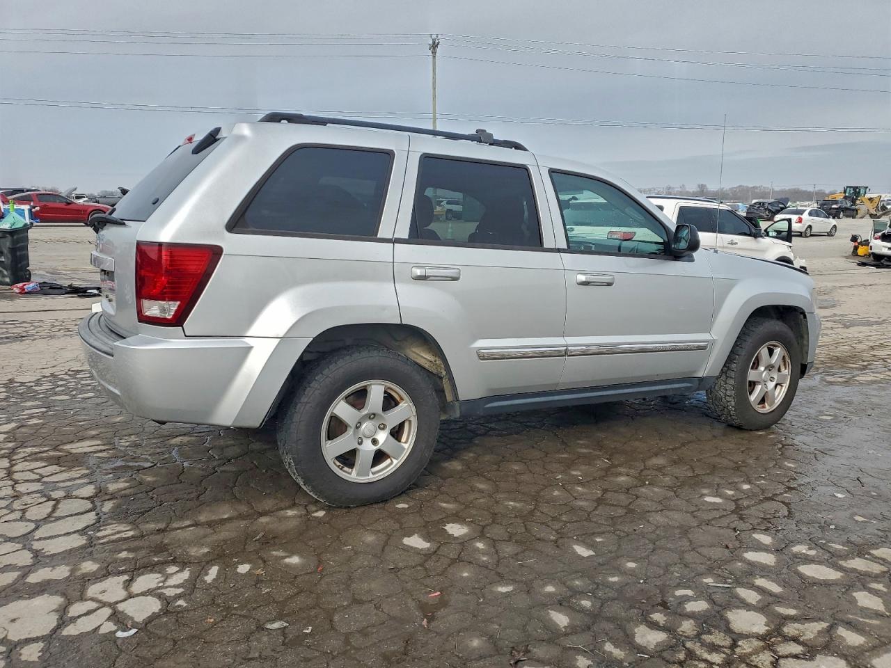 Jeep Grand Cherokee Laredo Image 10