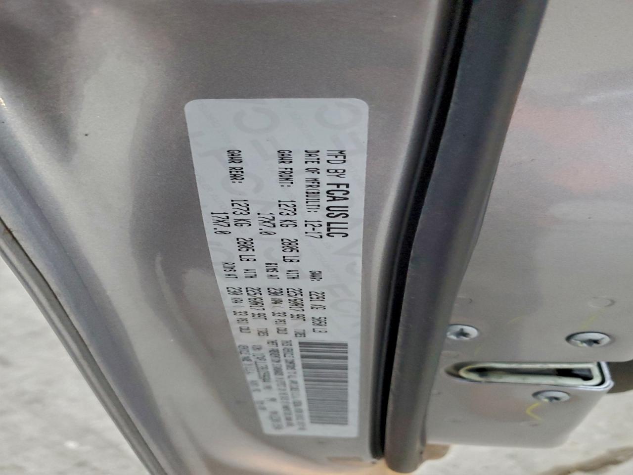 Jeep Grand Cherokee Latitude Image 11