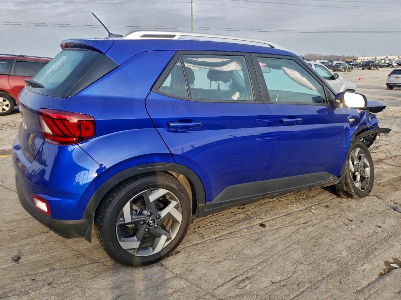 Hyundai VENUE Sel Image 2