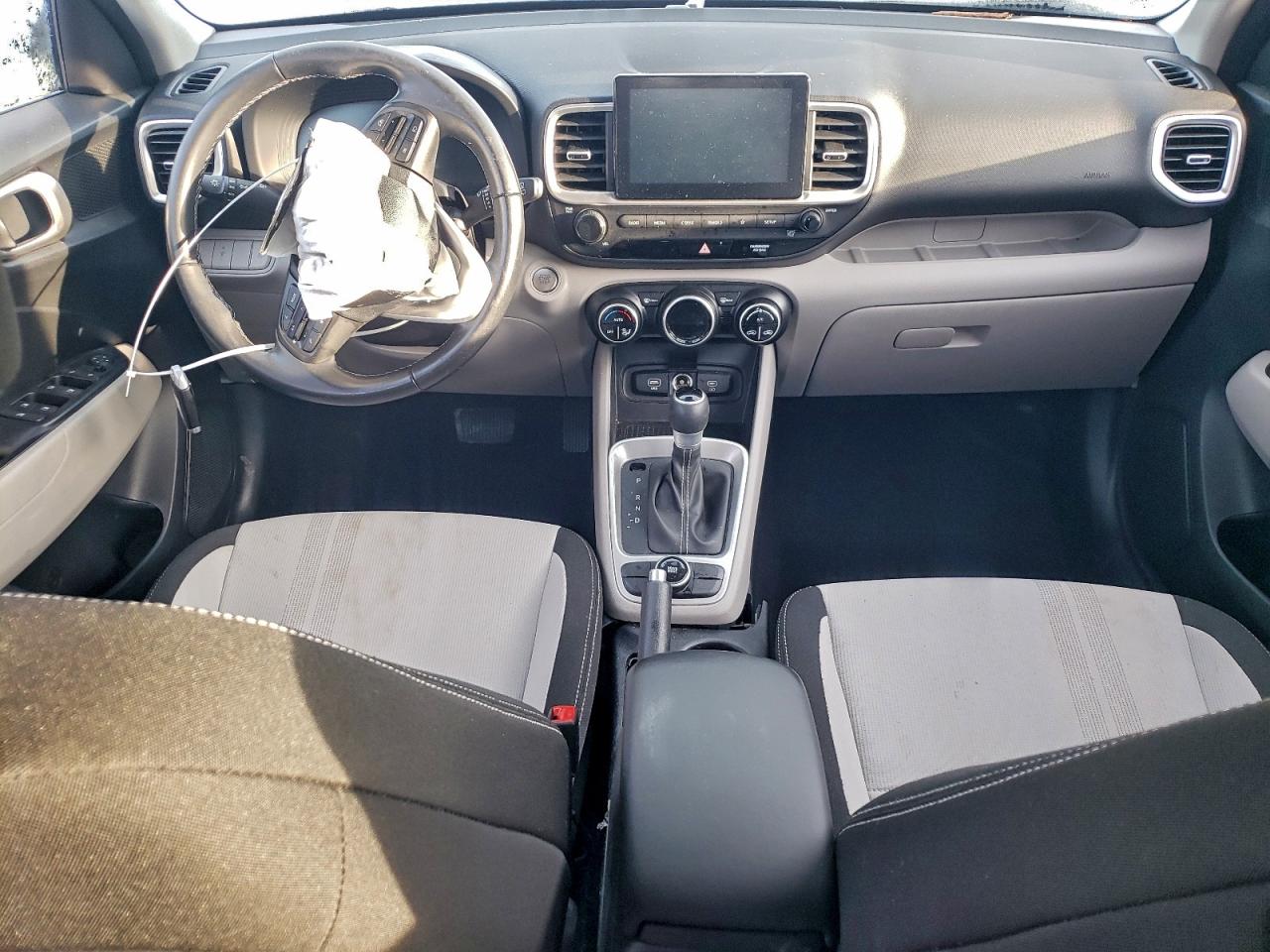 Hyundai VENUE Sel Image 6