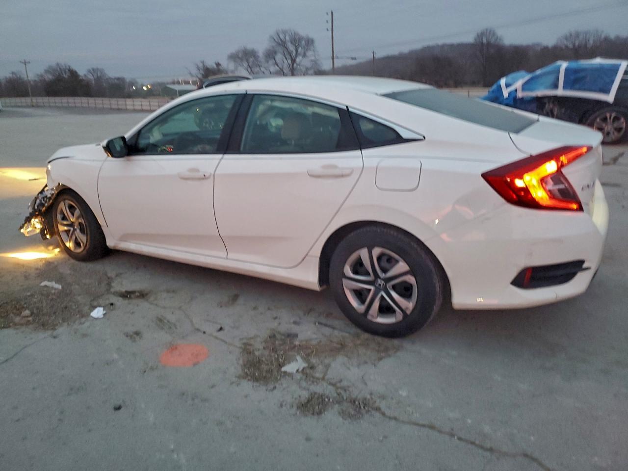 Honda Civic Lx Image 6