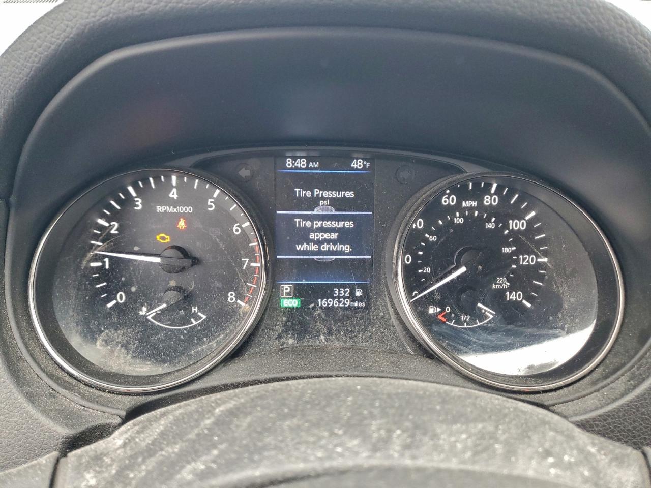 Nissan Rogue S Image 6