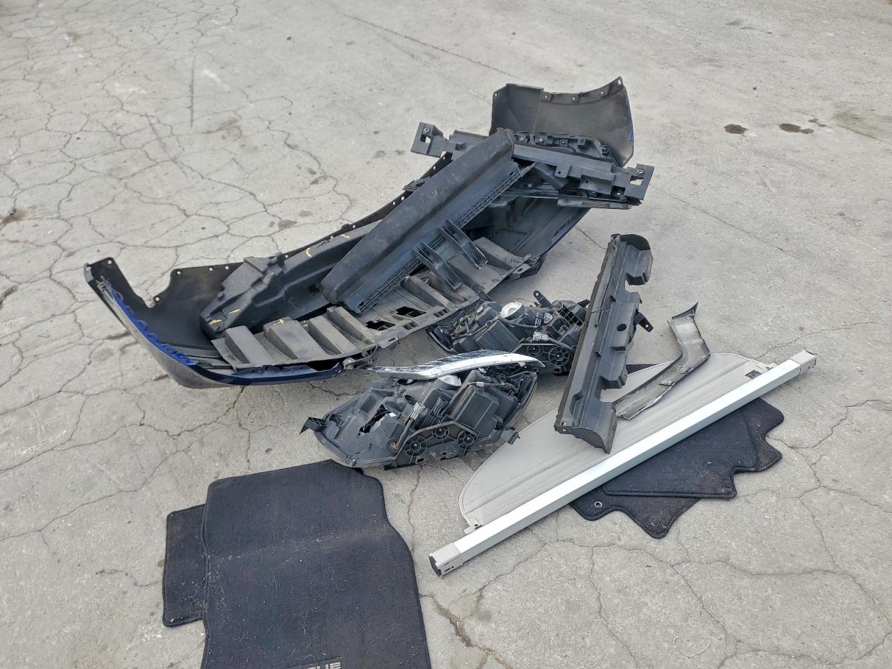 Nissan Rogue S Image 13