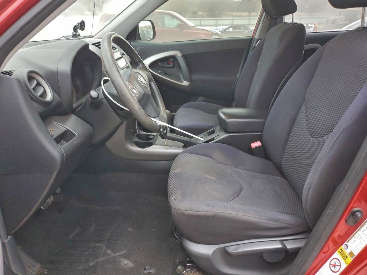 Toyota RAV4 Sport Image 13