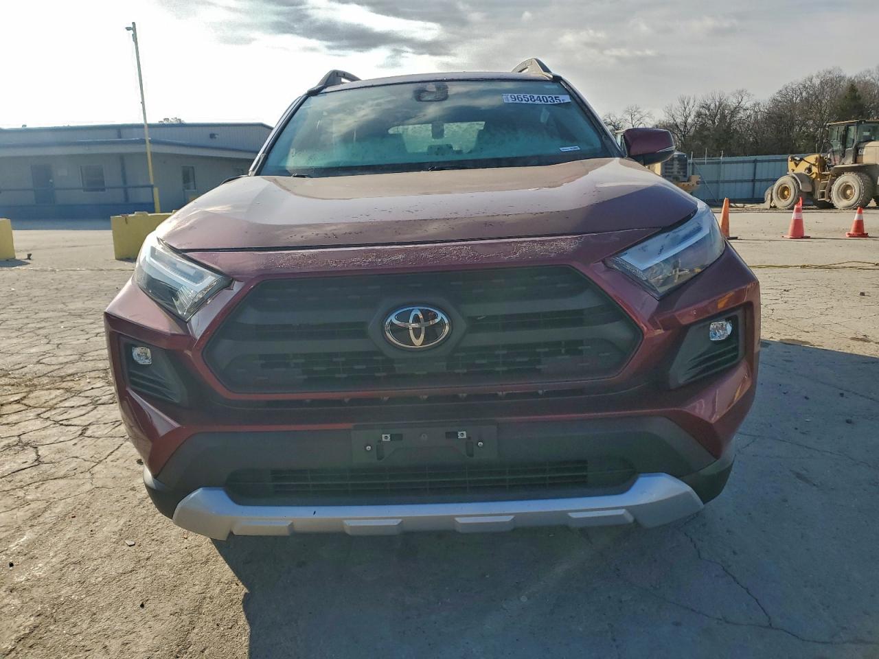 Toyota RAV4 Adventure Image 4