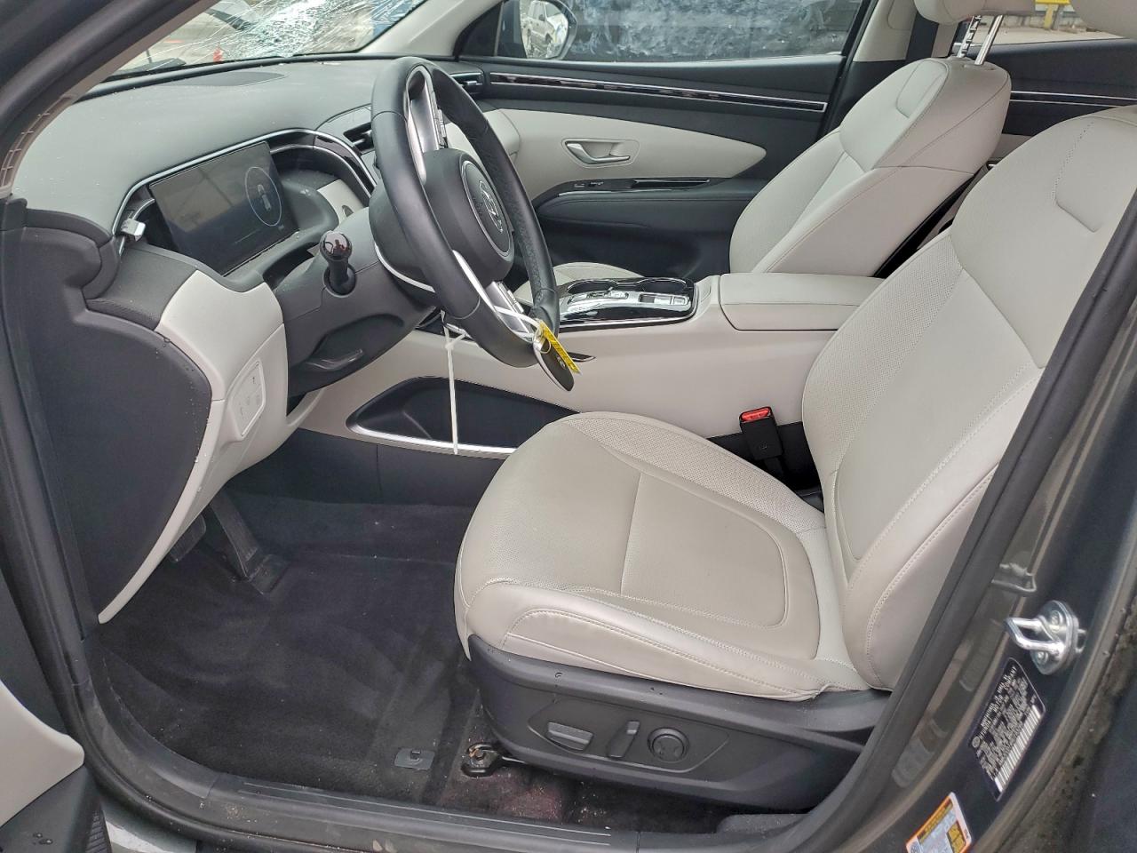 Hyundai TUCSON Sel Convenience Image 3