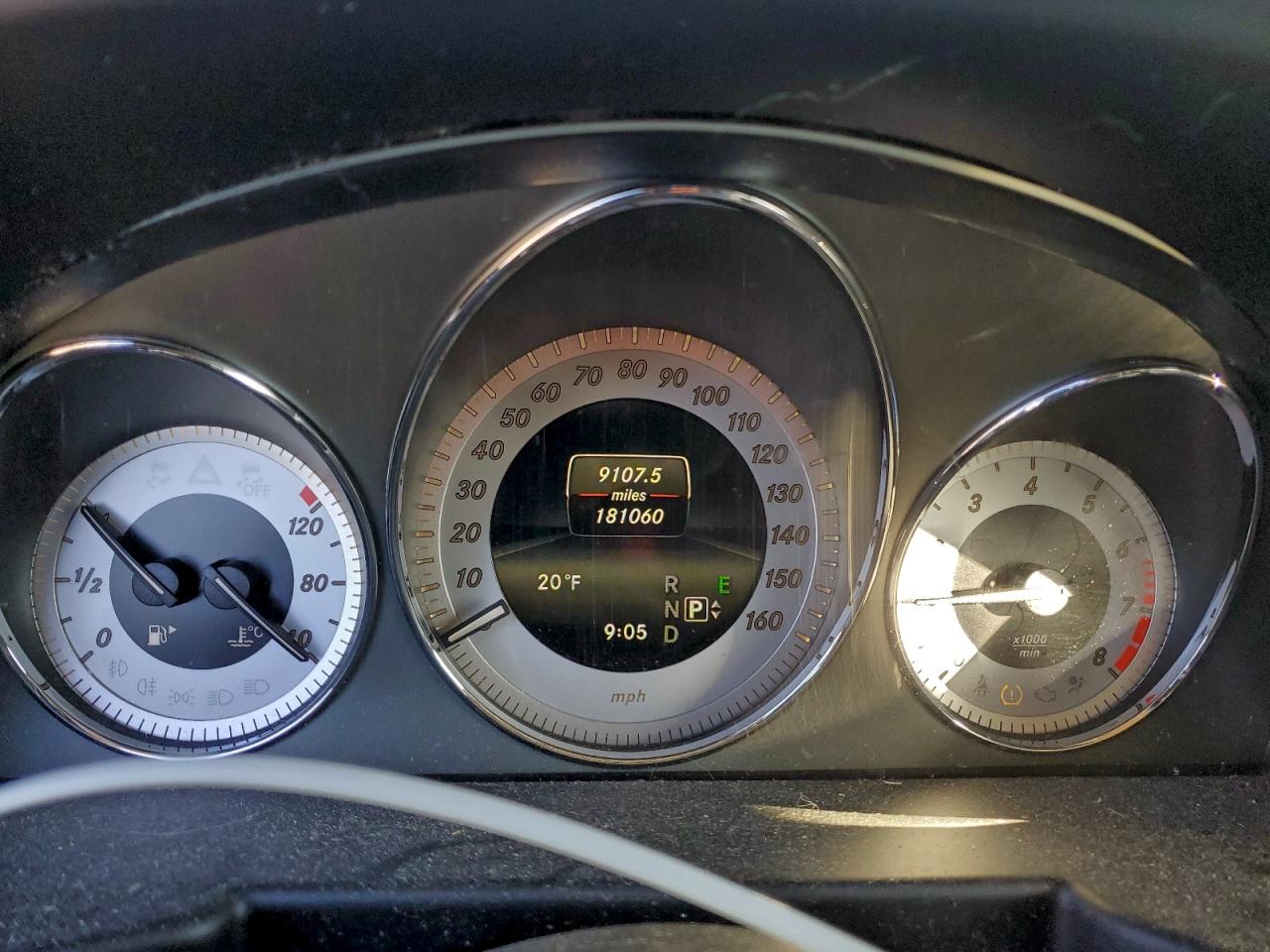 Mercedes-Benz GLK 350 4matic Image 10