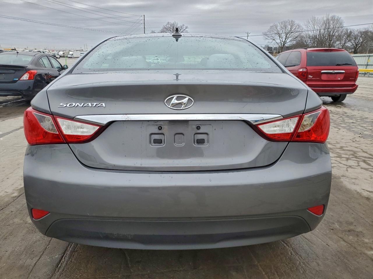 Hyundai SONATA Gls Image 4