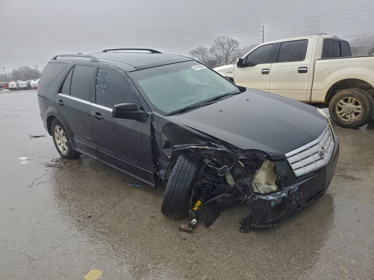 Cadillac SRX Image 2