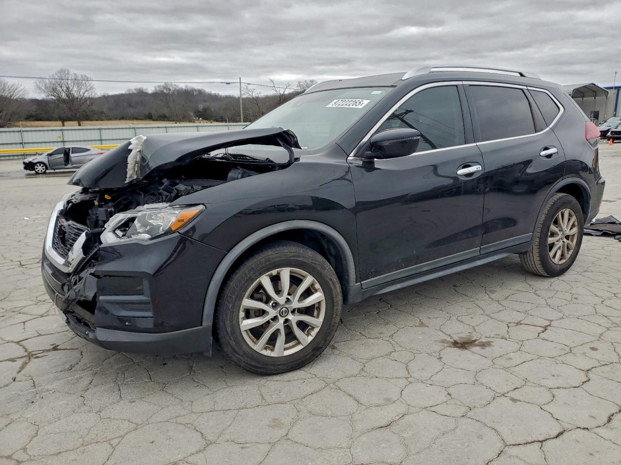 Nissan Rogue S Image 1