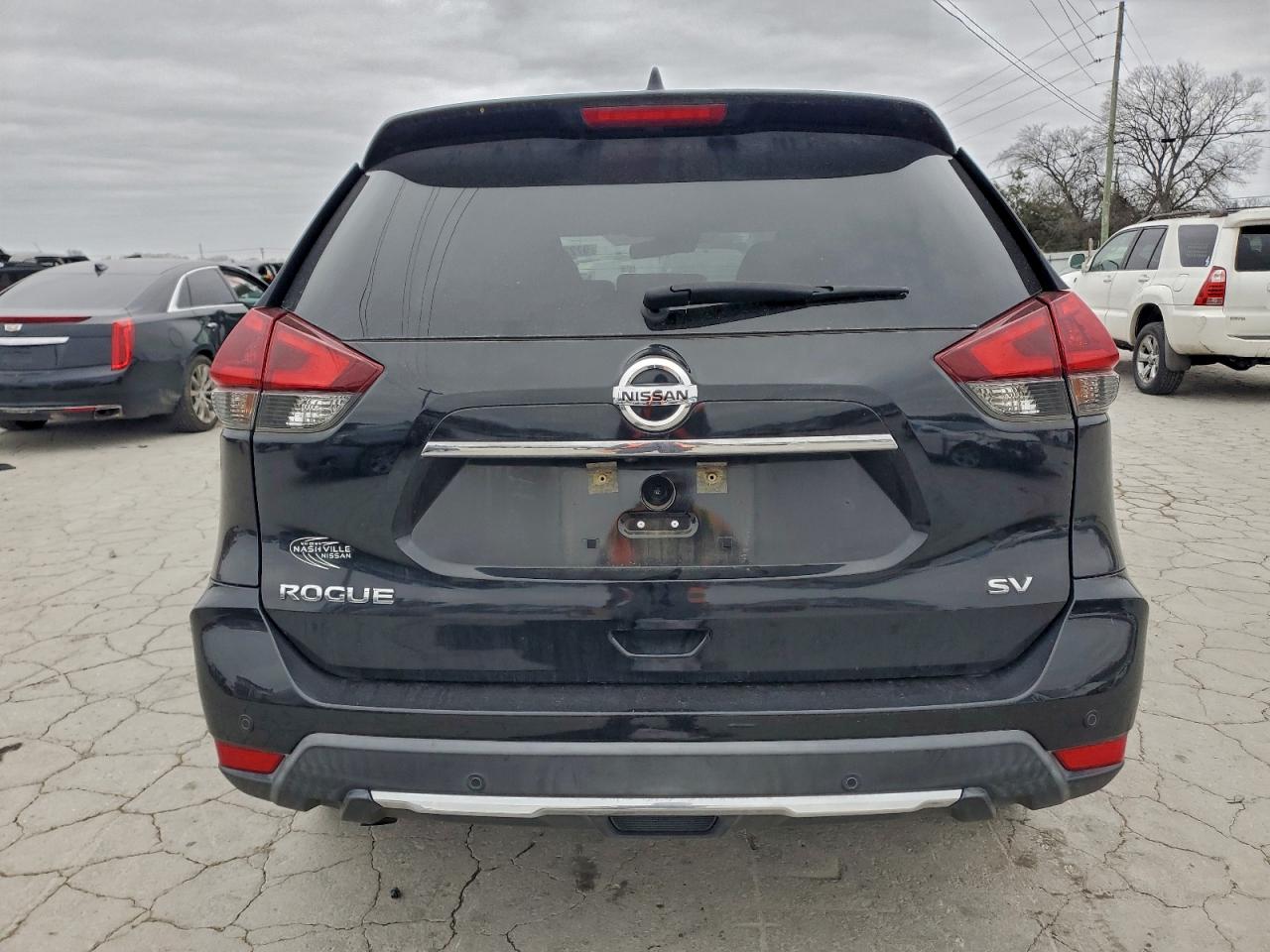 Nissan Rogue S Image 5