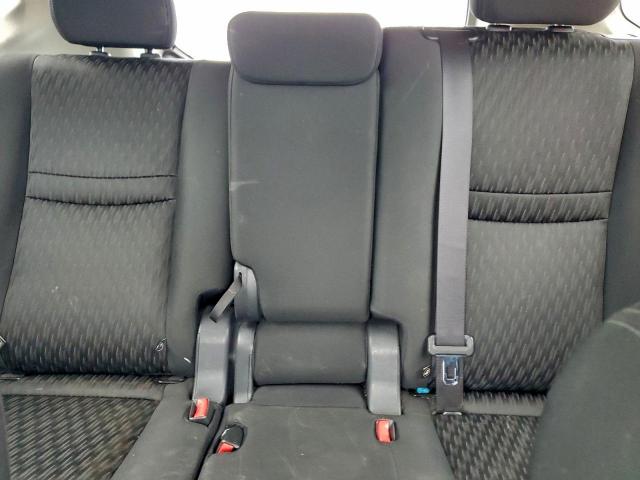 Nissan Rogue S Image 6