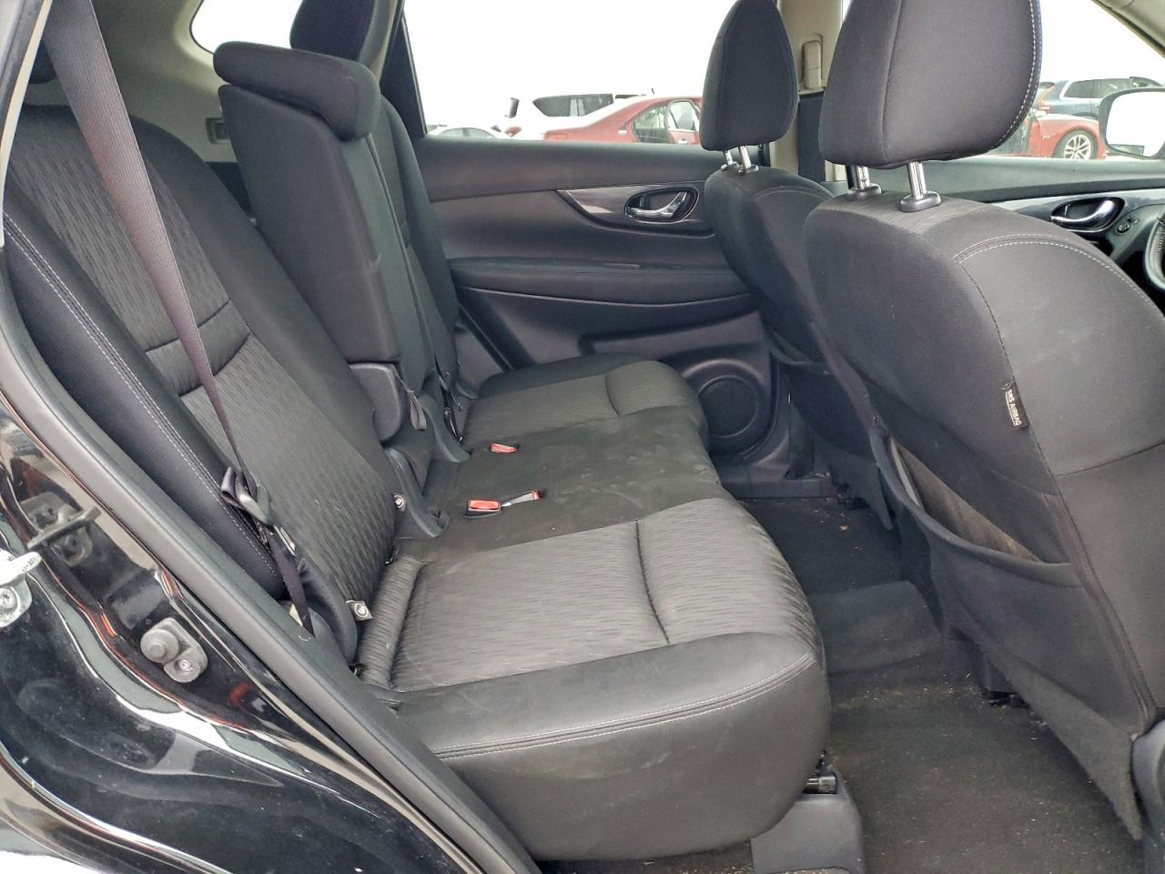 Nissan Rogue S Image 11